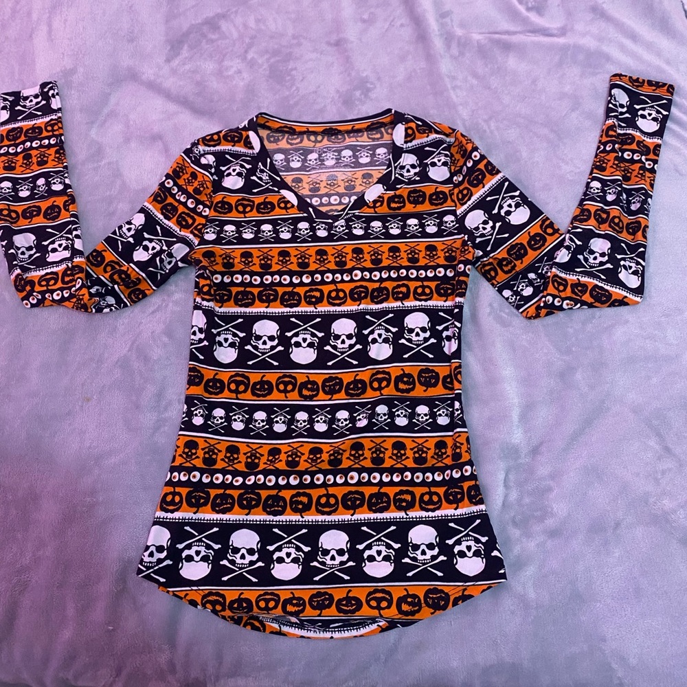 Halloween Long sleeve shirt Women’s size XS